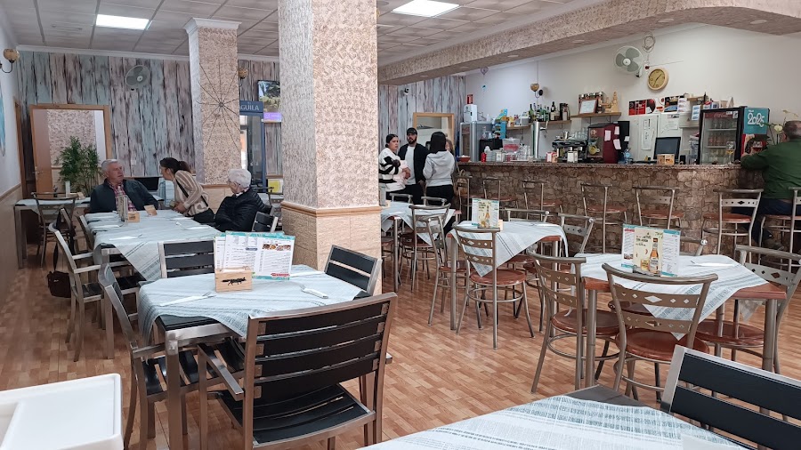 Bar Cafetería el Tejar