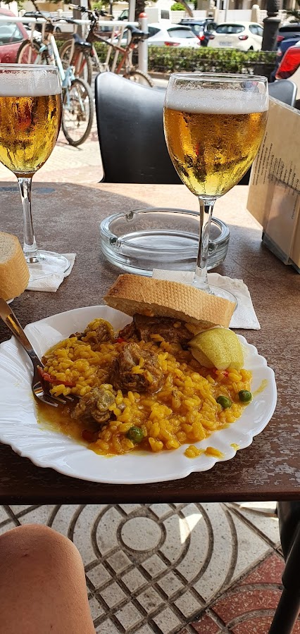Asador de pollos Las Marinas (comidas caseras para llevar)