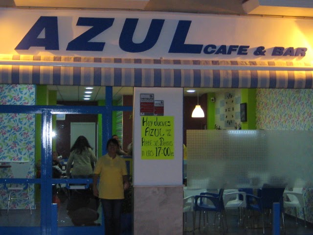 Azul Café & Bar