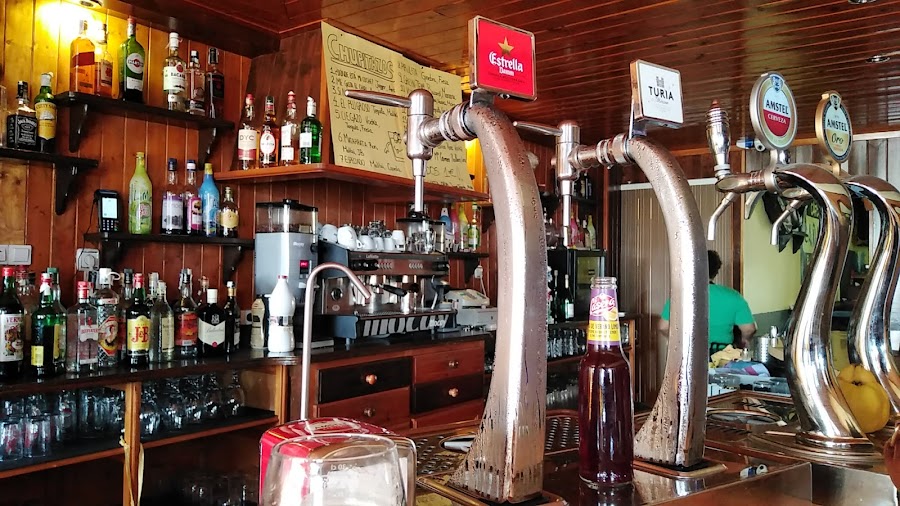 Café Pub Cañadas bar restaurante