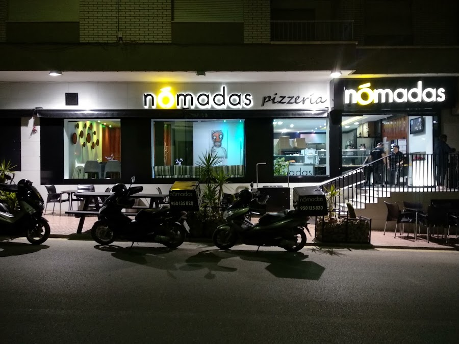 Nomadas pizzería