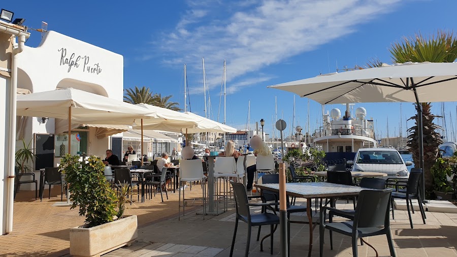 Ralph Puerto Cafe Lounge Restaurant
