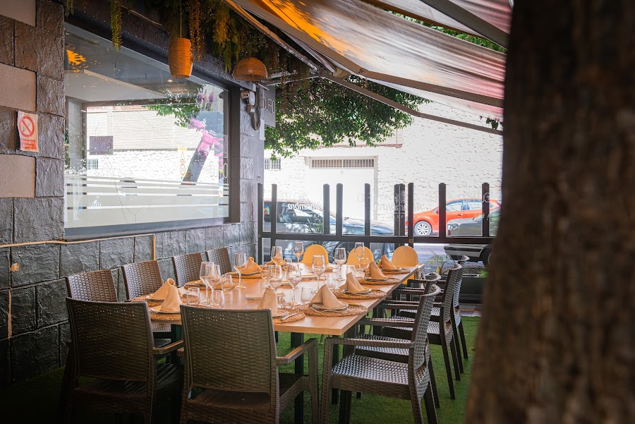 Restaurante Asador Curro | Especializados en Asados y Cocina de Mercado