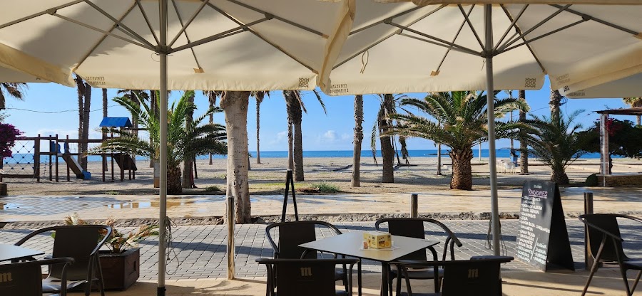 Restaurante Frente a La Isla